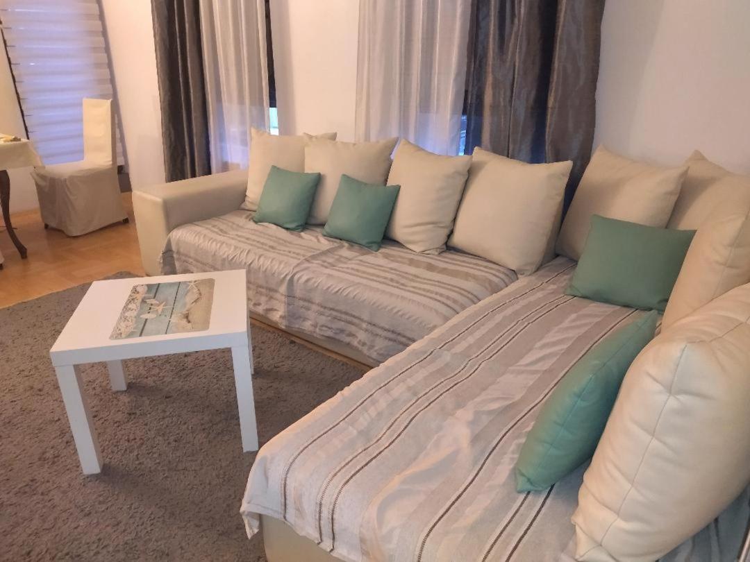בלגרד Apartman Gana Altina Lux מראה חיצוני תמונה
